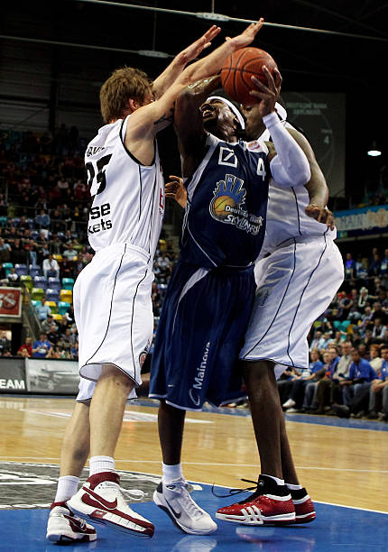 同时也是一 同时也是一