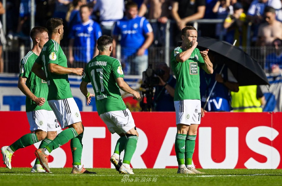 通过她的故 通过她的故